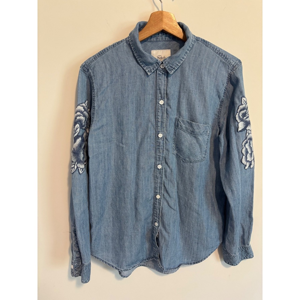 Rails Embroidered Chambray Button Down Shirt Medium Wash Blue Floral Long Sleeve